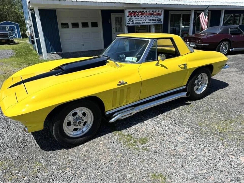 1966 Chevrolet Corvette C2 - Image 8 of 31