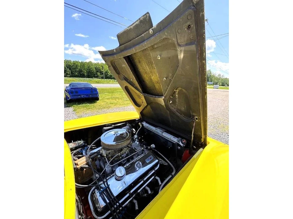 1966 Chevrolet Corvette C2 - Image 29 of 31