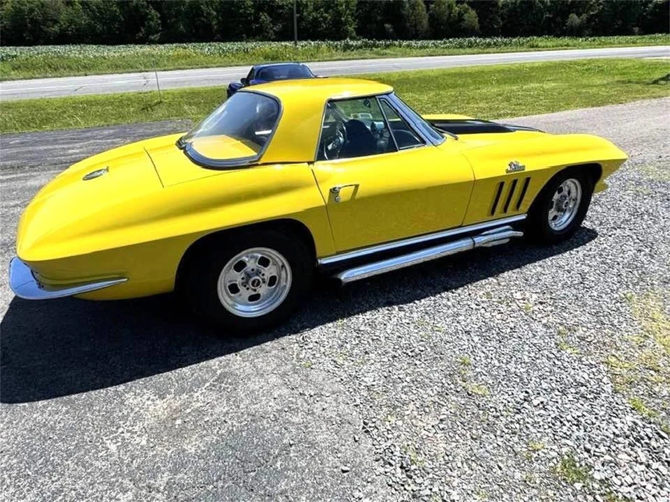 1966 Chevrolet Corvette C2 - Image 12 of 31