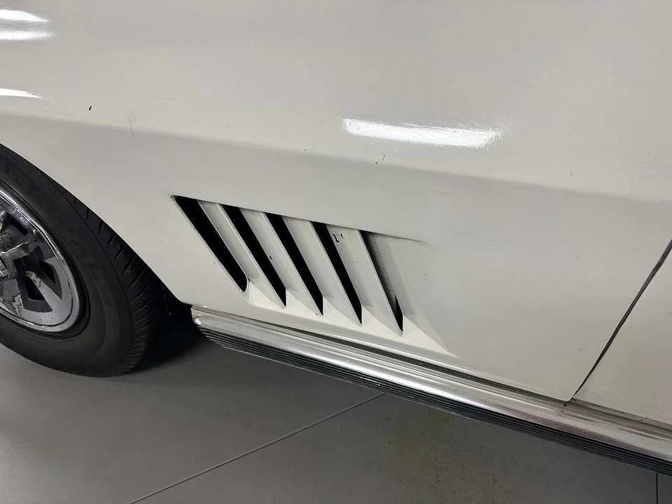 1966 Chevrolet Corvette C2 - Image 25 of 31