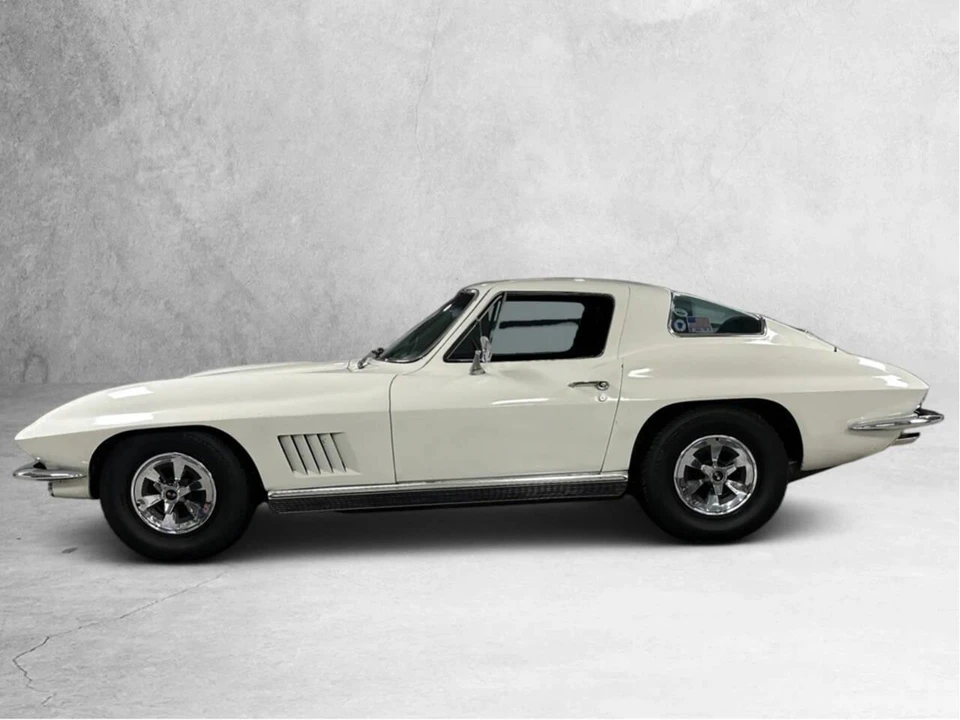 1966 Chevrolet Corvette C2 - Image 12 of 31