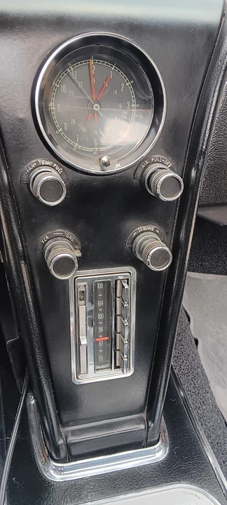 1966 Chevrolet Corvette C2 - Image 15 of 31