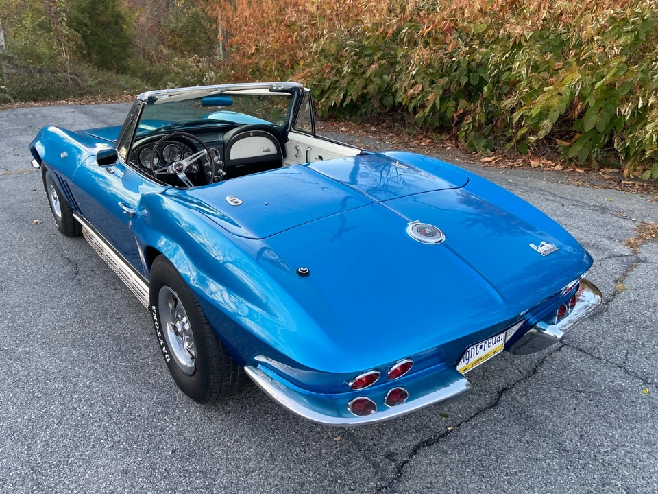 1966 Chevrolet Corvette C2 - Image 8 of 21
