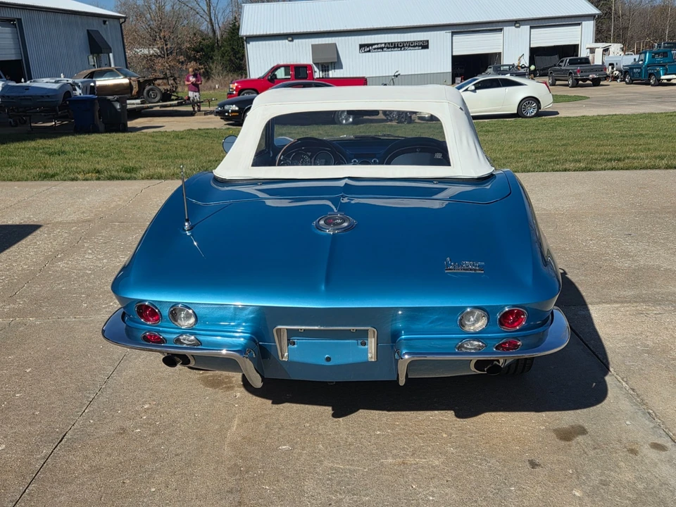 1966 Chevrolet Corvette C2 - Image 18 of 21