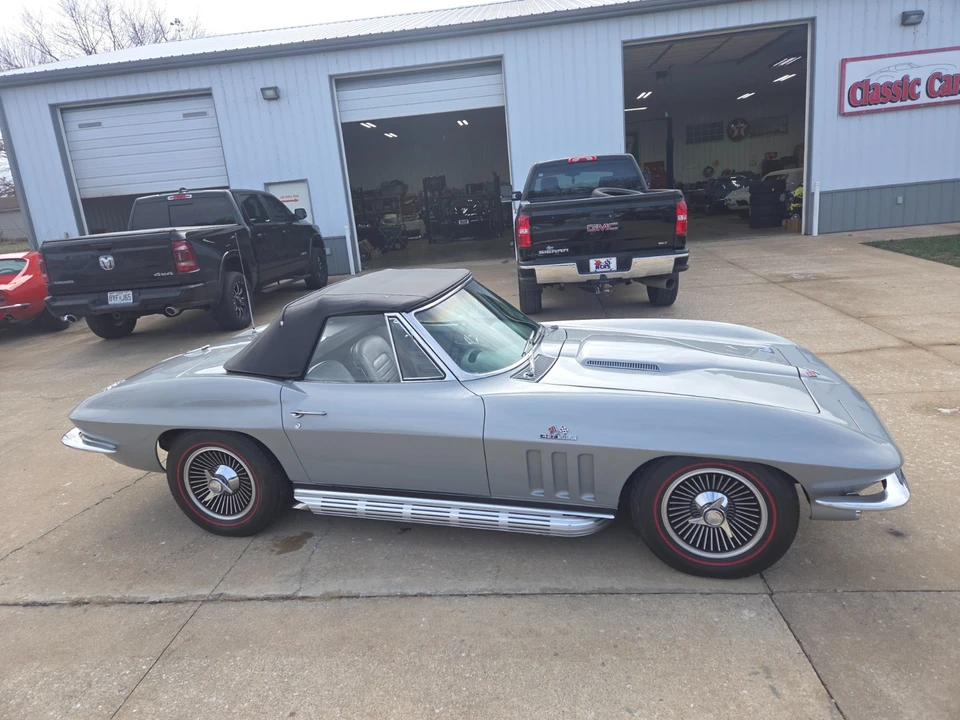 1966 Chevrolet Corvette C2 - Image 9 of 21