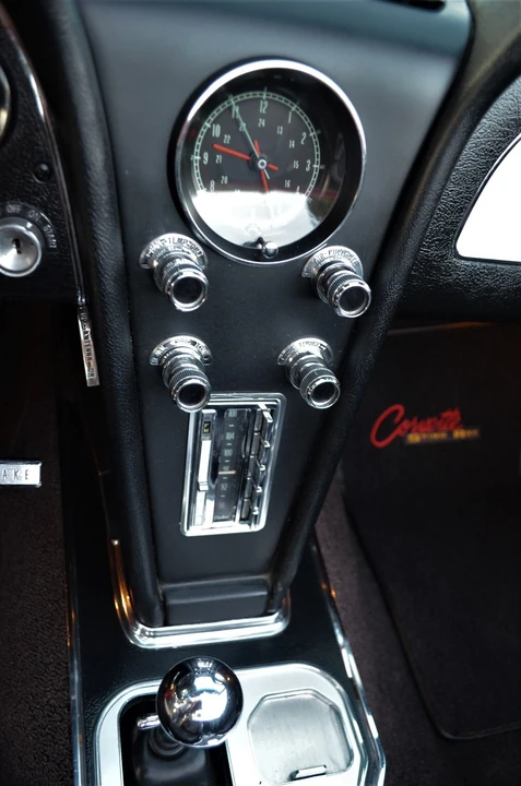 1966 Chevrolet Corvette C2 - Image 13 of 21