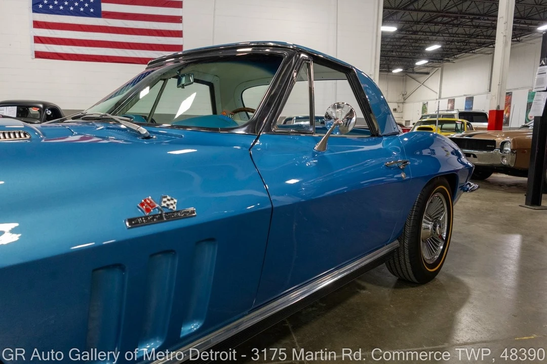 1966 Chevrolet Corvette C2 - Image 21 of 31