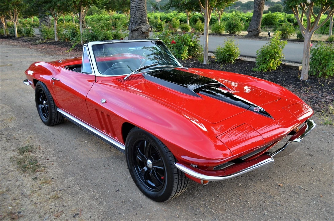 1966 Chevrolet Corvette C2 - Image 4 of 21