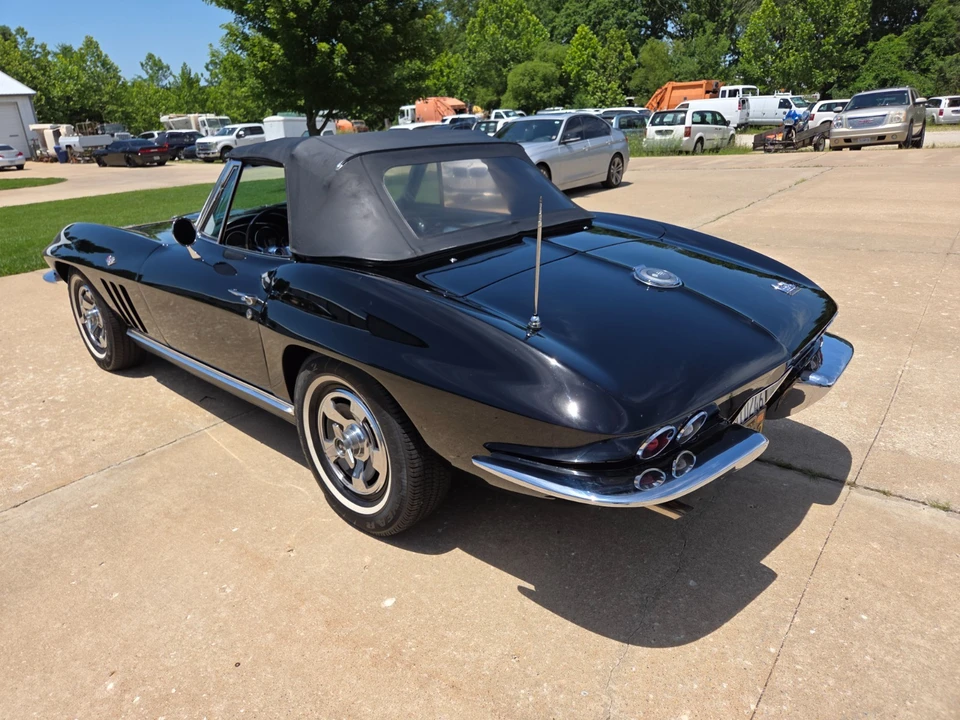 1966 Chevrolet Corvette C2 - Image 9 of 31
