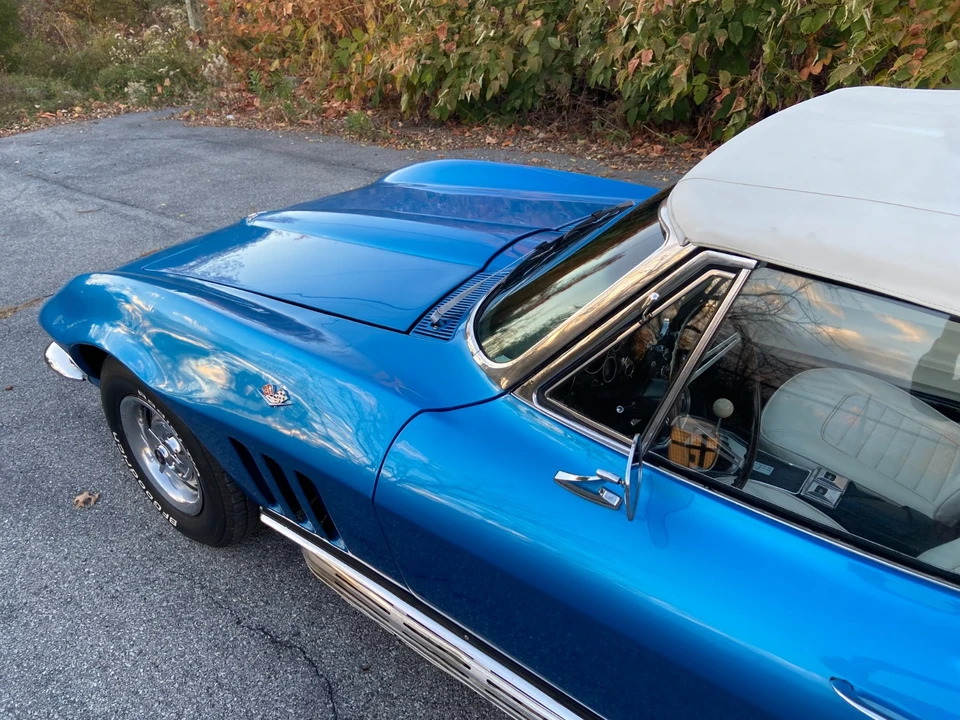 1966 Chevrolet Corvette C2 - Image 20 of 21