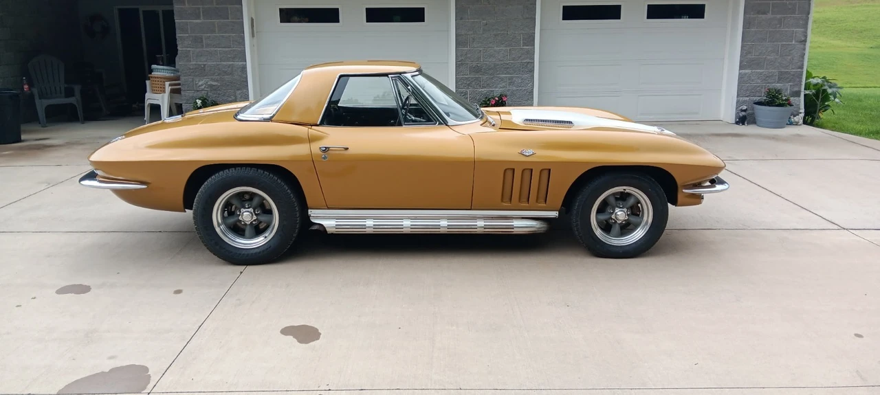 1966 Chevrolet Corvette C2 - Image 4 of 31