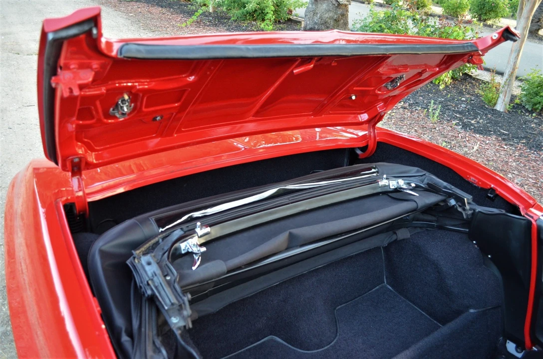 1966 Chevrolet Corvette C2 - Image 5 of 21