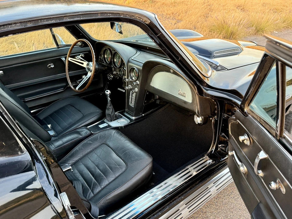 1966 Chevrolet Corvette C2 - Image 17 of 31