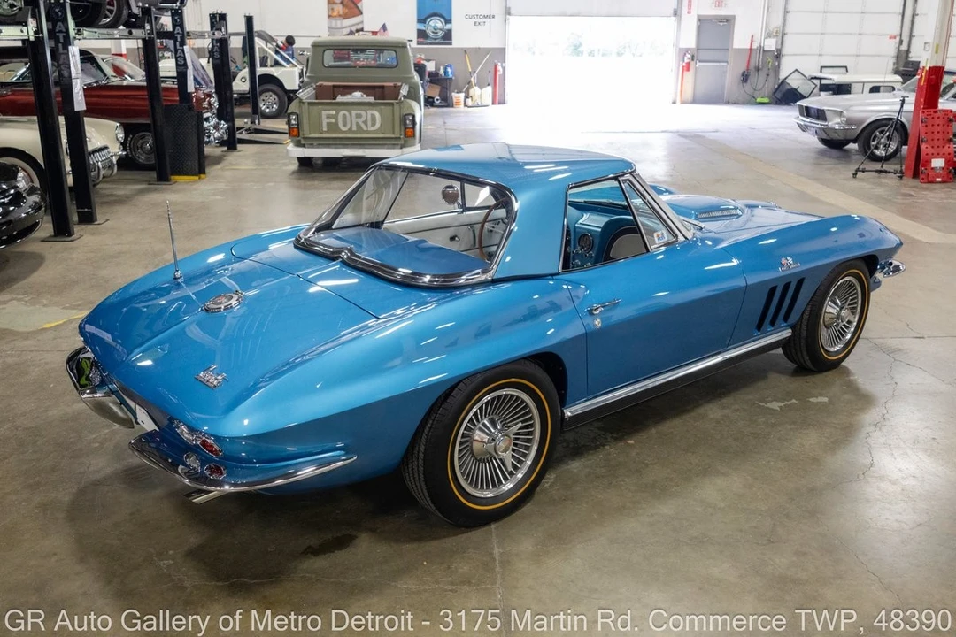 1966 Chevrolet Corvette C2 - Image 7 of 31