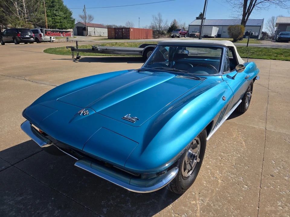 1966 Chevrolet Corvette C2 - Image 2 of 21