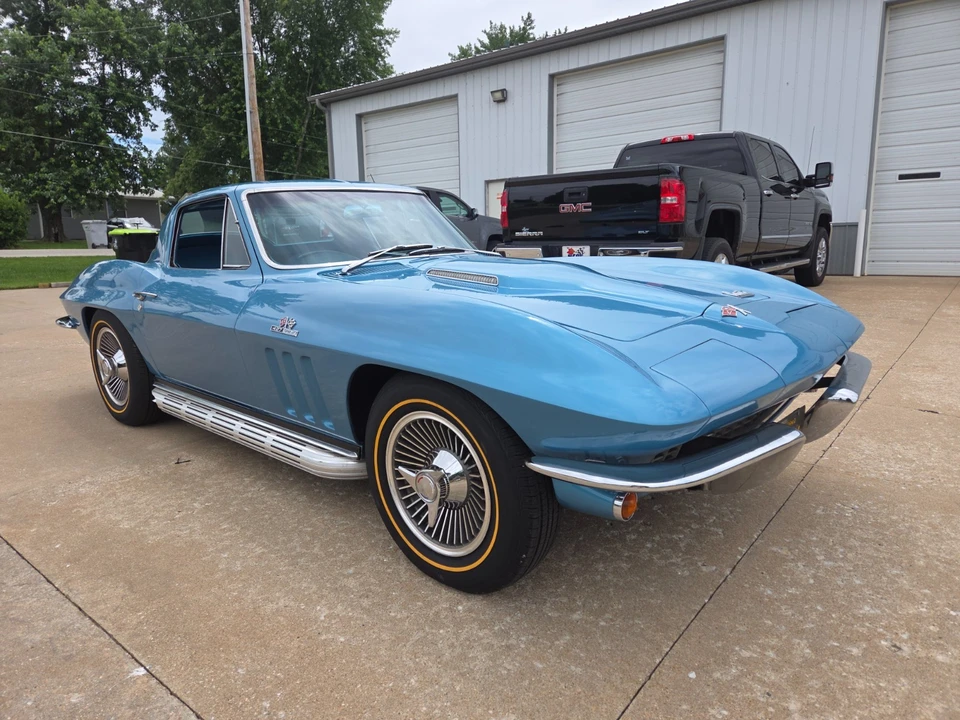 1966 Chevrolet Corvette - Image 6 of 31