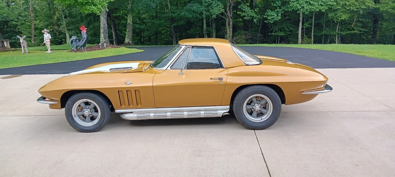1966 Chevrolet Corvette C2 - Image 3 of 31