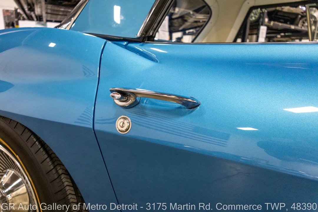 1966 Chevrolet Corvette C2 - Image 31 of 31