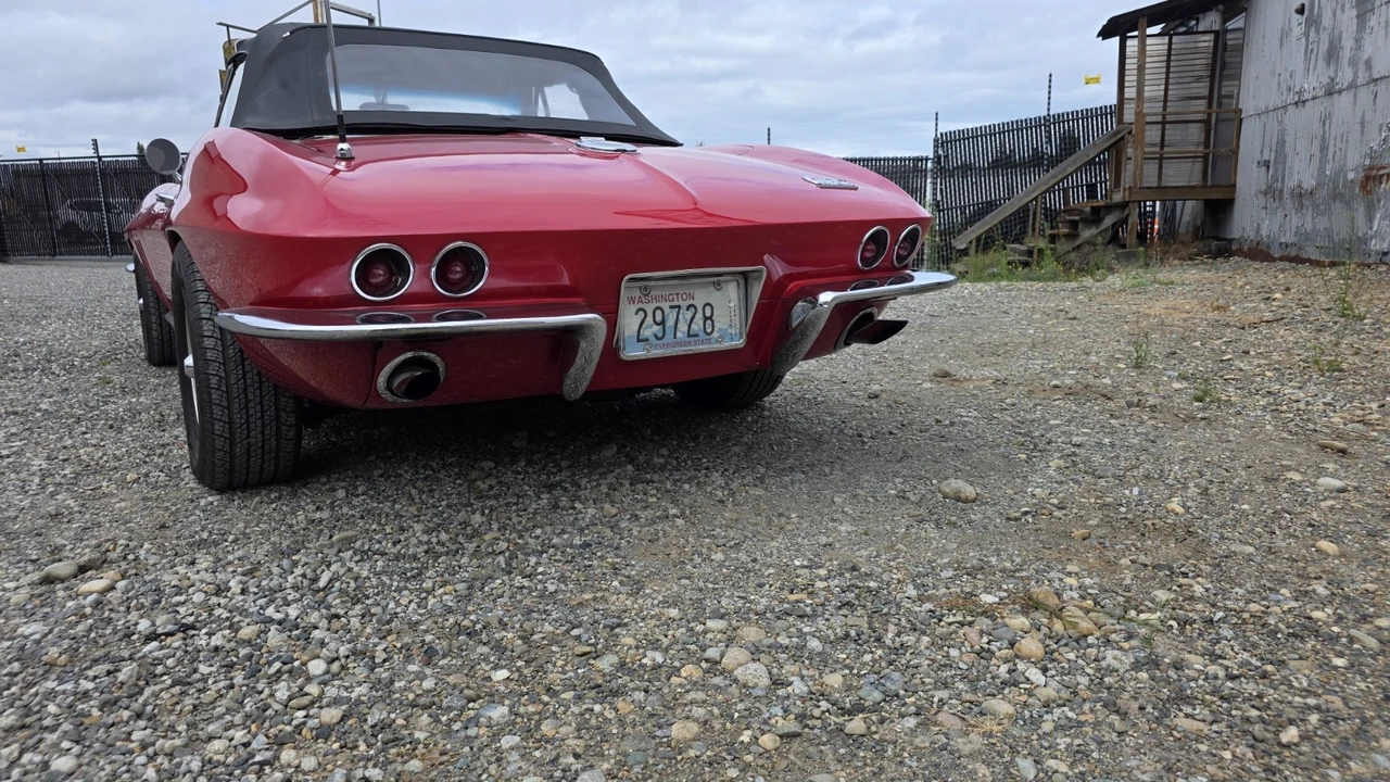 1966 Chevrolet Corvette C2 - Image 5 of 24