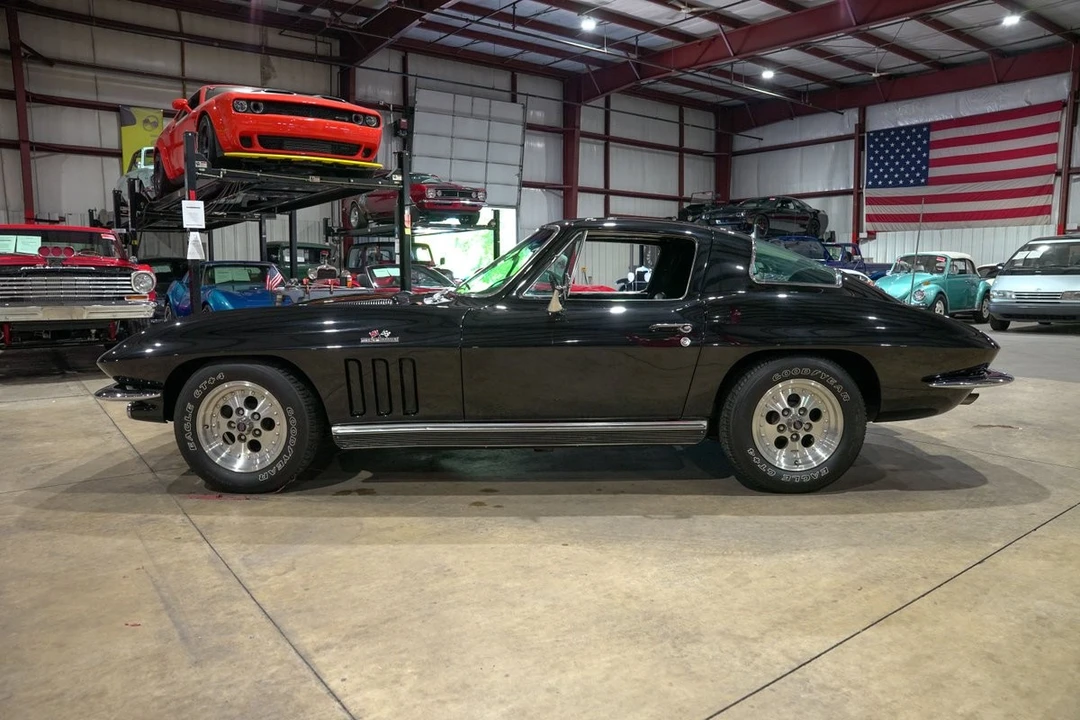 1966 Chevrolet Corvette C2 - Image 4 of 31