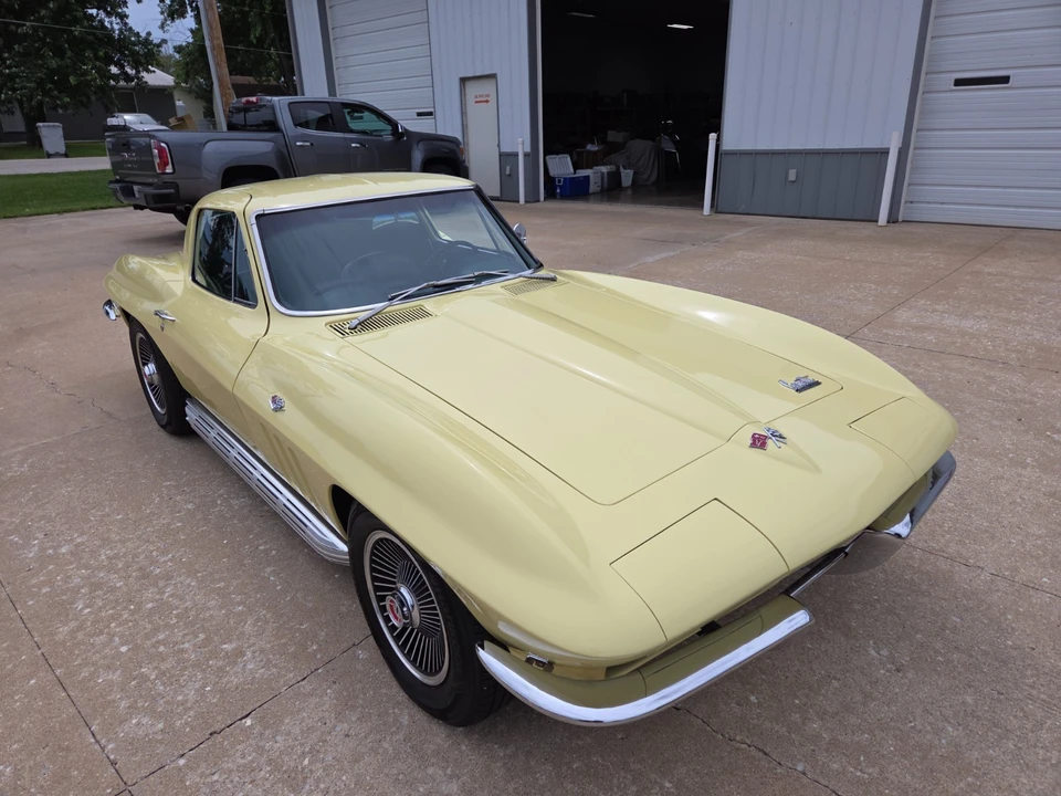 1966 Chevrolet Corvette C2 - Image 7 of 31