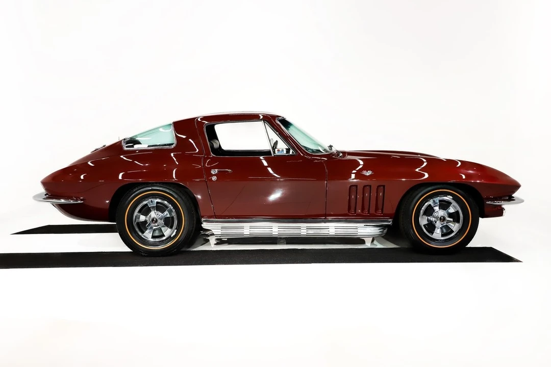 1966 Chevrolet Corvette C2 - Image 17 of 31