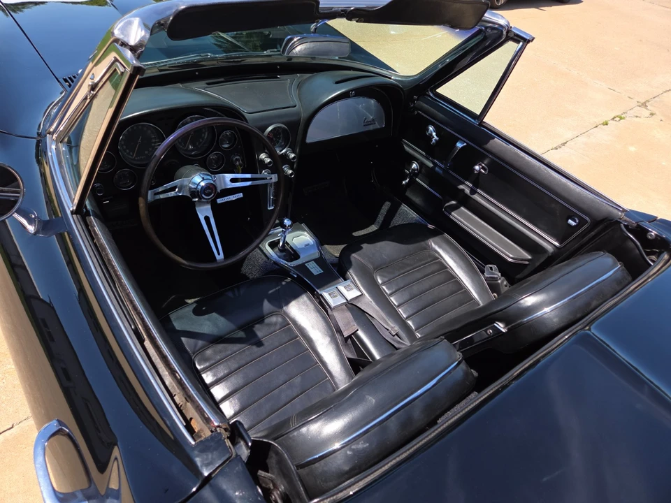 1966 Chevrolet Corvette C2 - Image 19 of 31