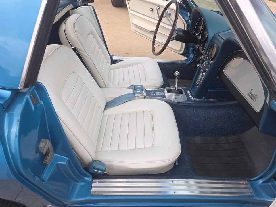 1966 Chevrolet Corvette C2 - Image 23 of 31