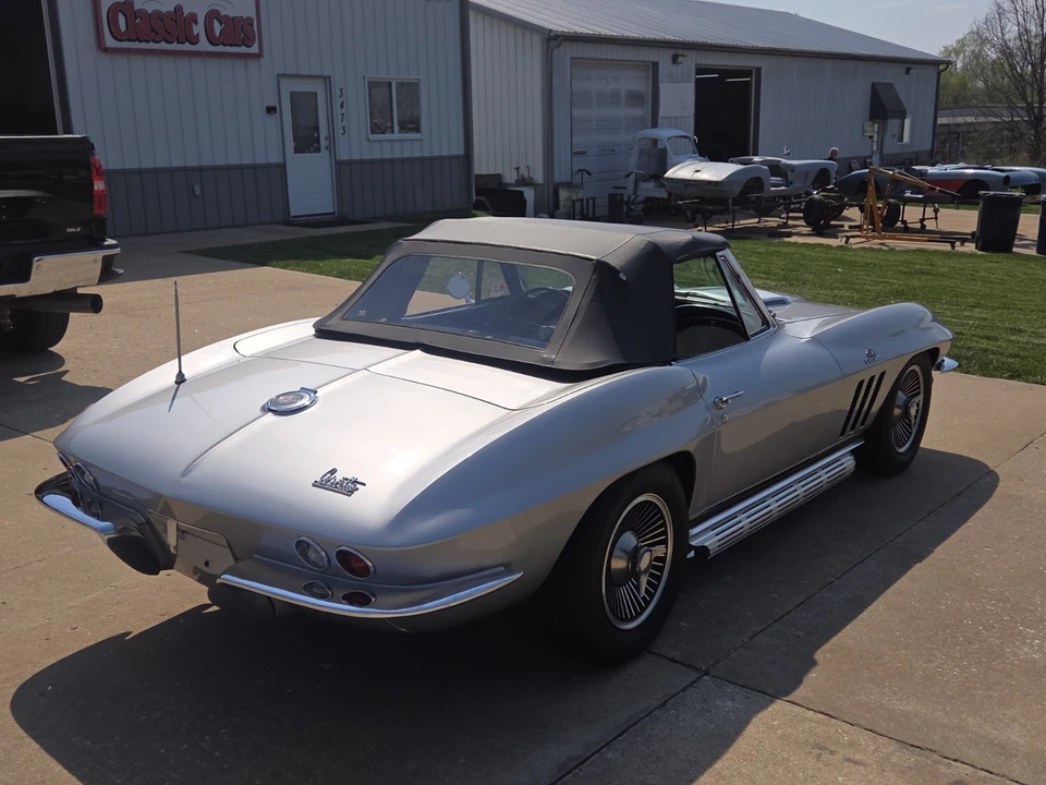 1966 Chevrolet Corvette C2 - Image 8 of 21