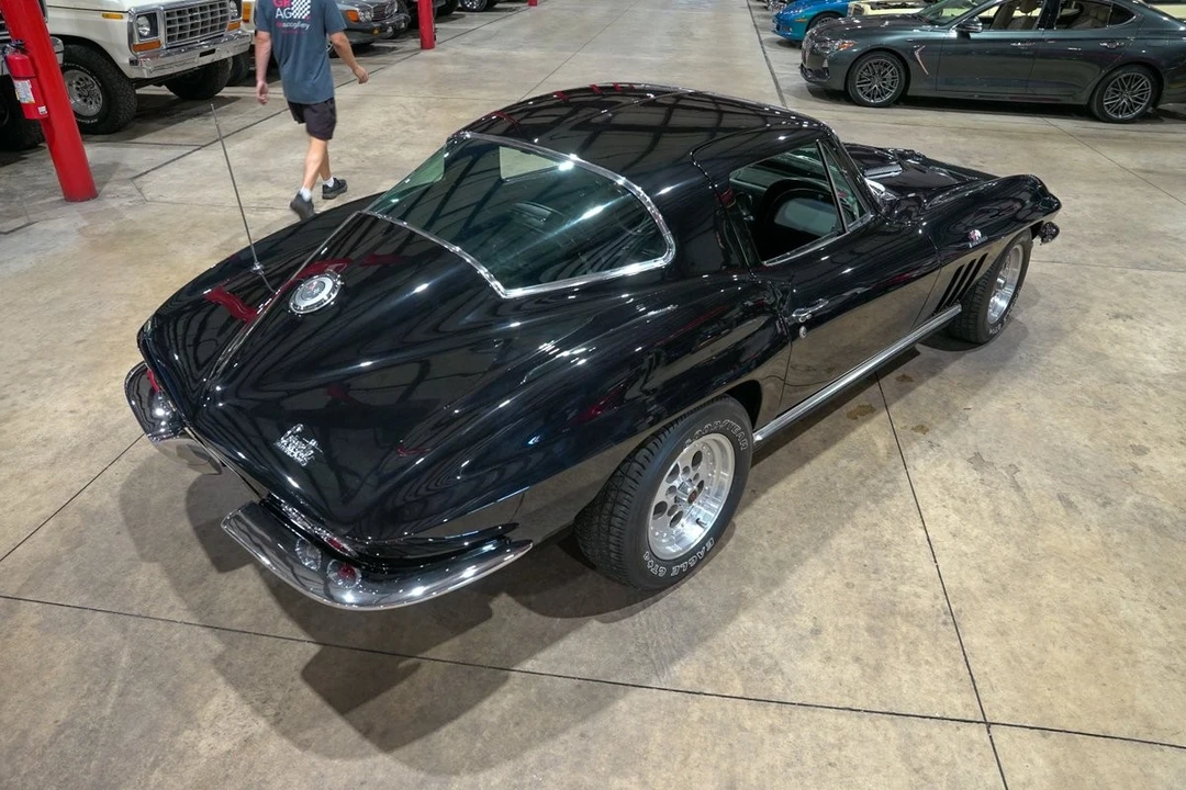 1966 Chevrolet Corvette C2 - Image 17 of 31
