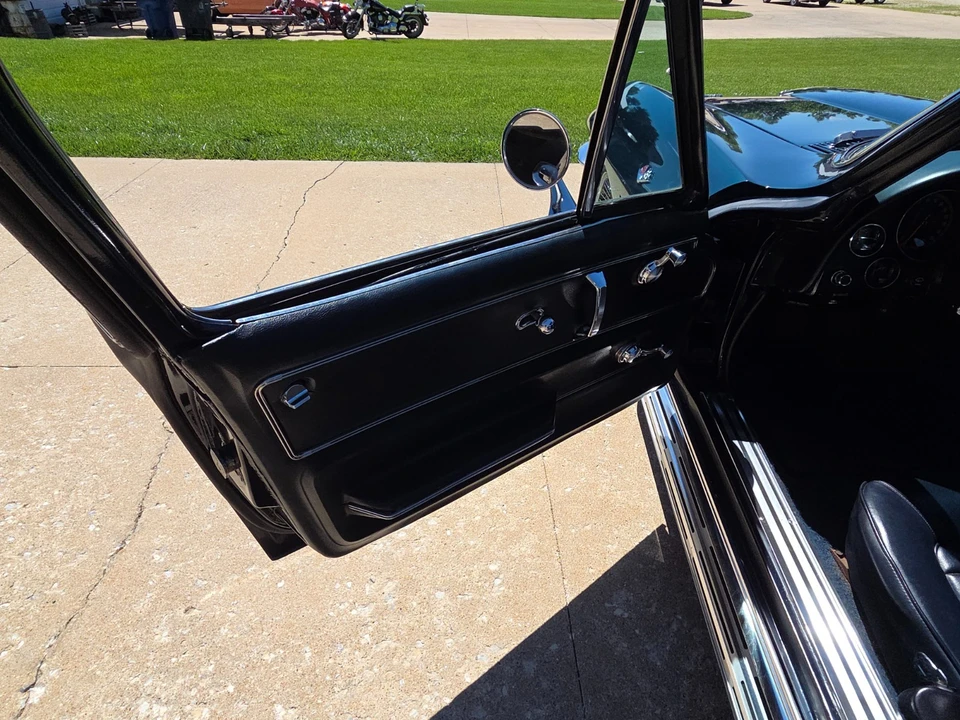 1966 Chevrolet Corvette C2 - Image 15 of 31