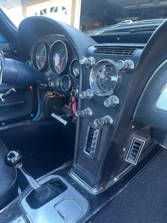1966 Chevrolet Corvette C2 - Image 12 of 21