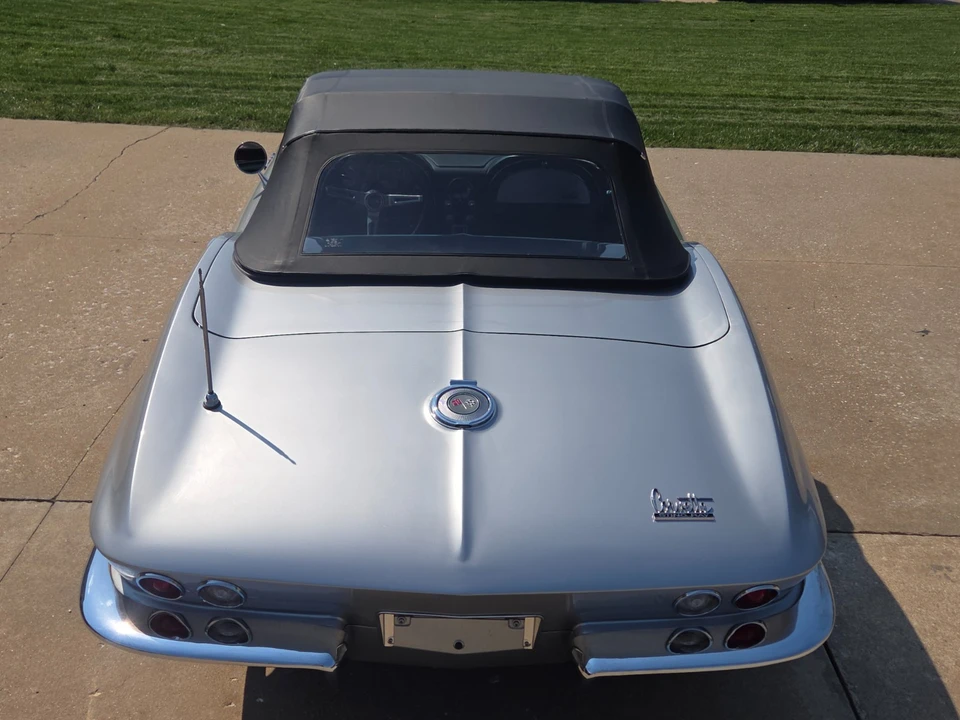 1966 Chevrolet Corvette C2 - Image 10 of 21