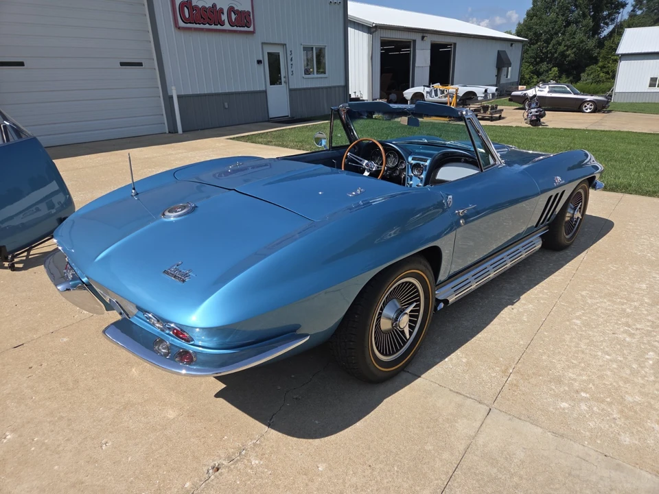 1966 Chevrolet Corvette C2 - Image 23 of 31