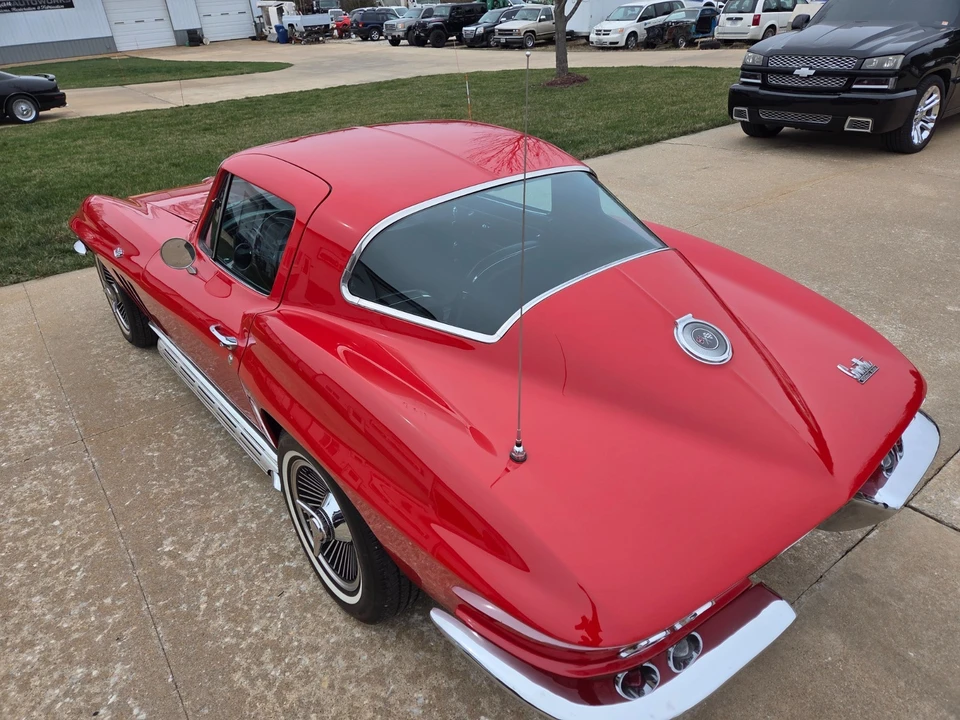 1966 Chevrolet Corvette C2 - Image 17 of 21