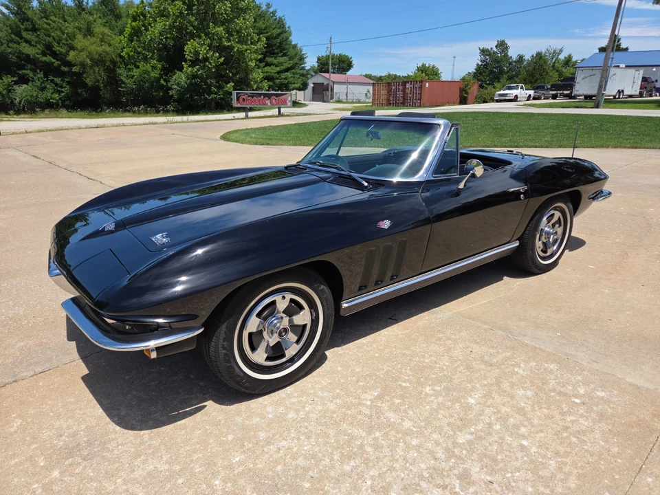 1966 Chevrolet Corvette C2 - Image 12 of 31