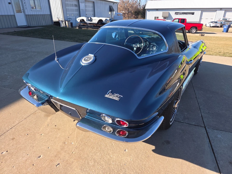 1966 Chevrolet Corvette C2 - Image 13 of 21
