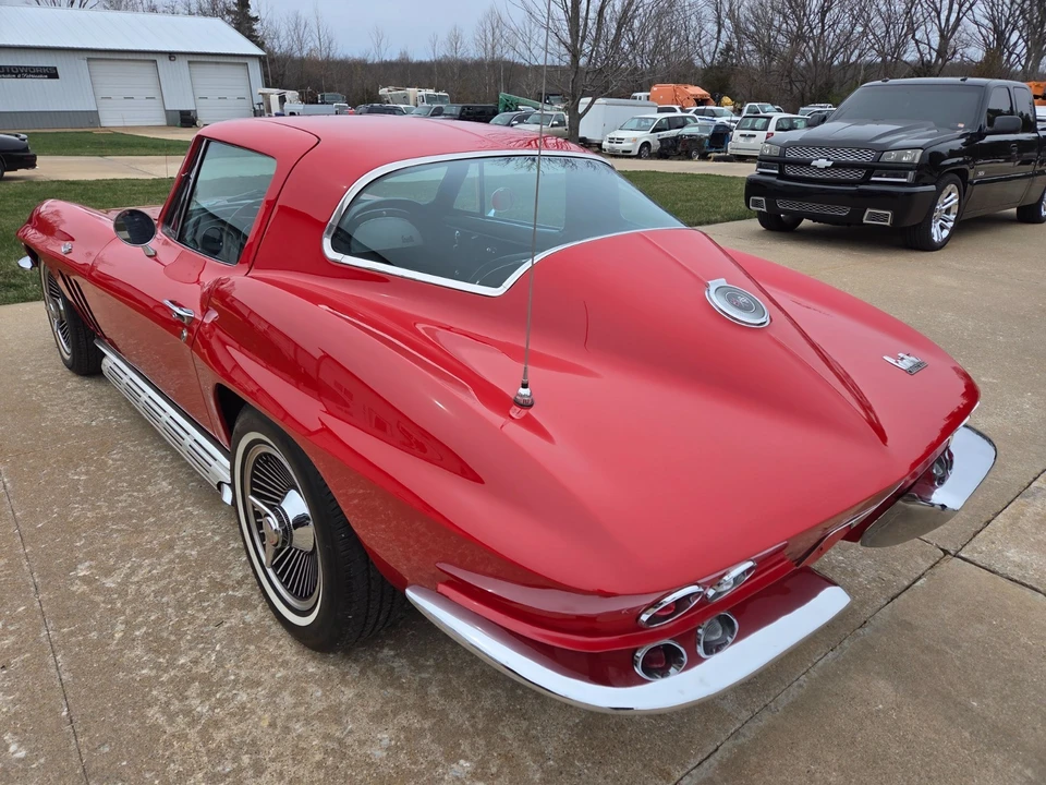 1966 Chevrolet Corvette C2 - Image 16 of 21