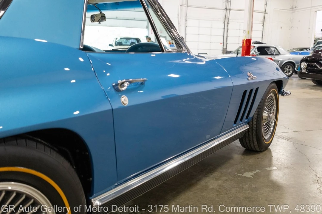 1966 Chevrolet Corvette C2 - Image 23 of 31