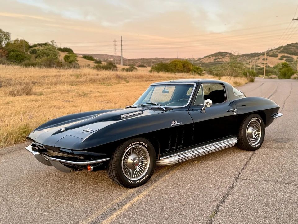 1966 Chevrolet Corvette C2 - Image 9 of 31