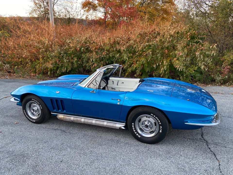 1966 Chevrolet Corvette C2 - Image 5 of 21