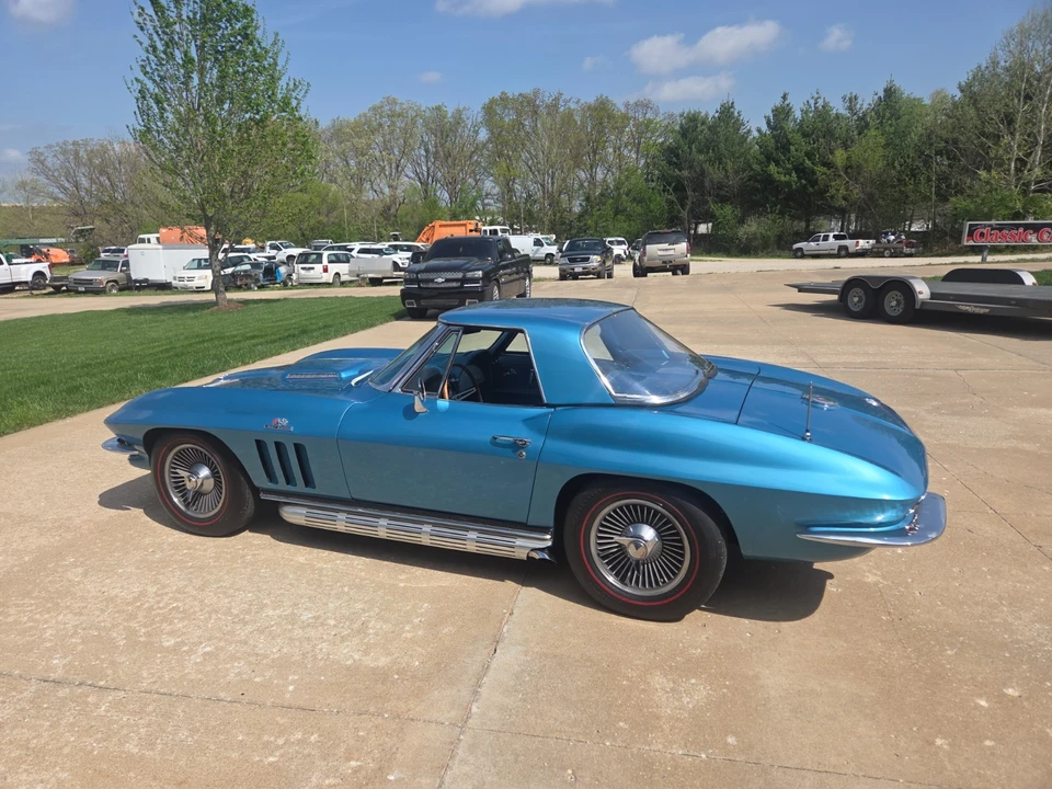 1966 Chevrolet Corvette C2 - Image 7 of 21