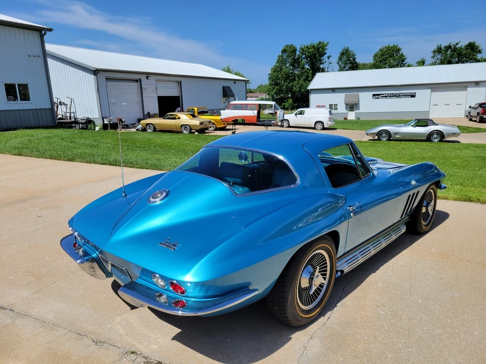 1966 Chevrolet Corvette C2 - Image 8 of 31