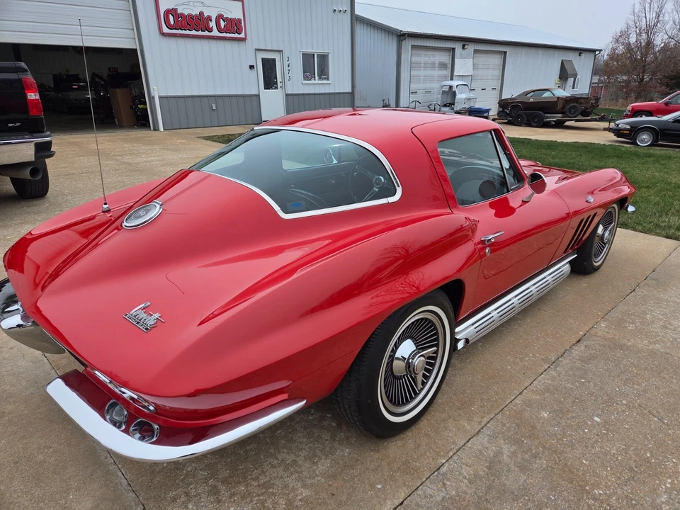 1966 Chevrolet Corvette C2 - Image 10 of 21