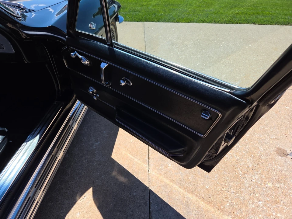 1966 Chevrolet Corvette C2 - Image 20 of 31