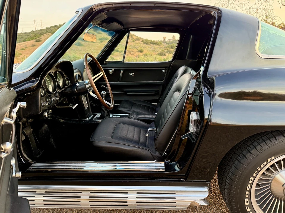 1966 Chevrolet Corvette C2 - Image 13 of 31