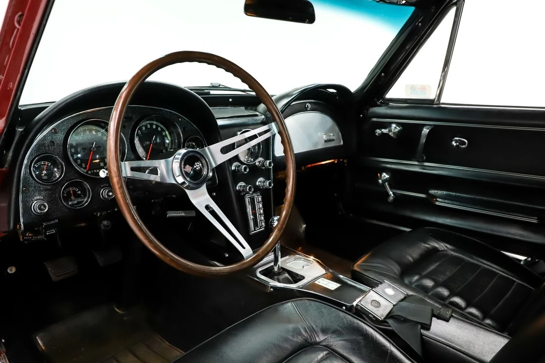 1966 Chevrolet Corvette C2 - Image 2 of 31