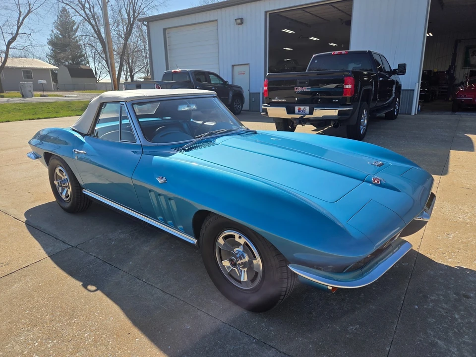 1966 Chevrolet Corvette C2 - Image 8 of 21