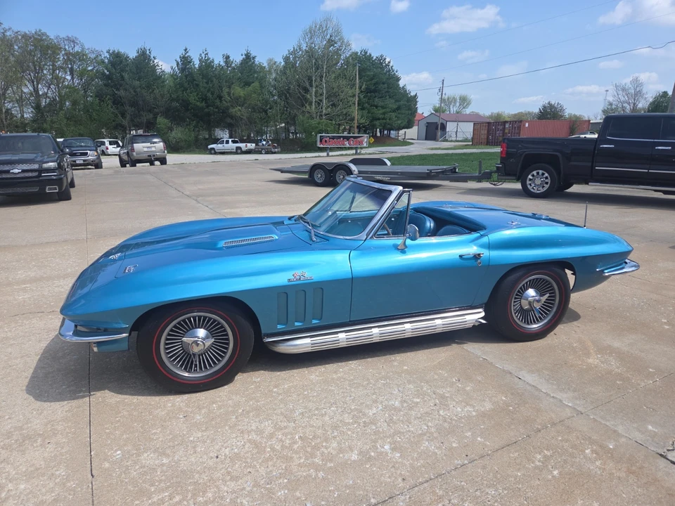 1966 Chevrolet Corvette C2 - Image 8 of 21