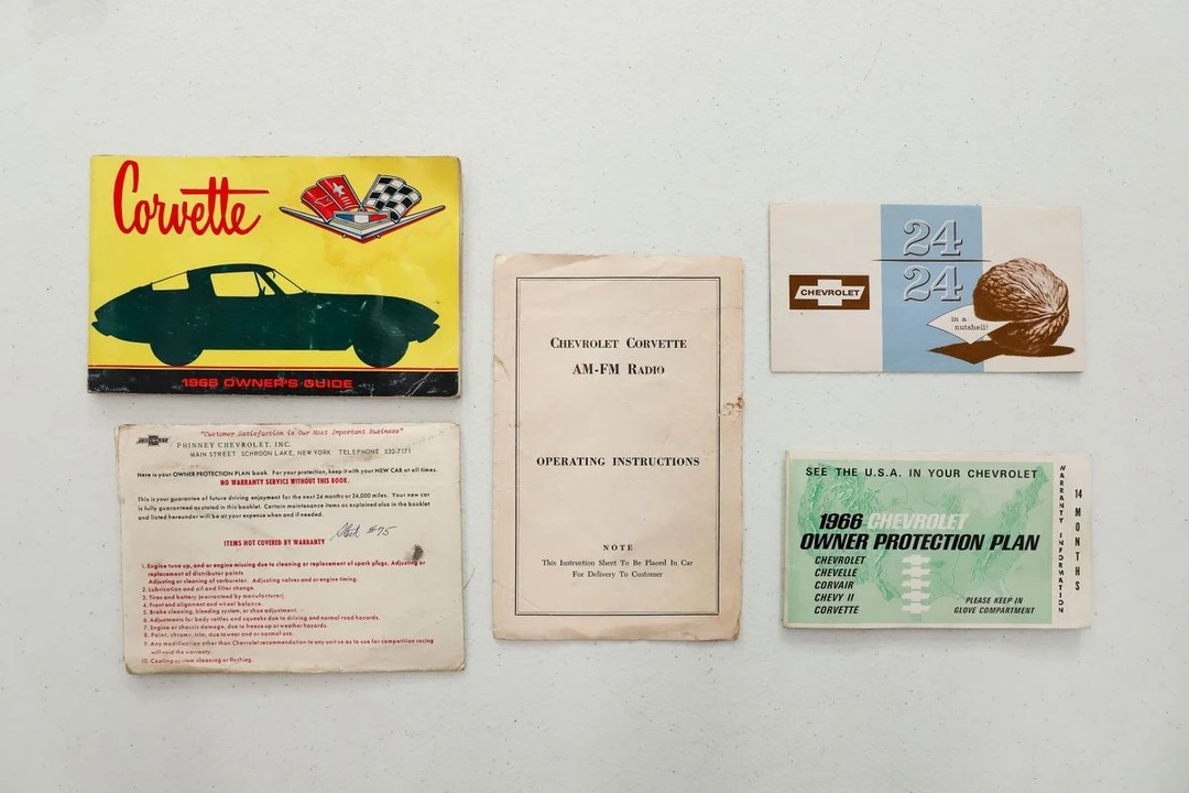 1966 Chevrolet Corvette C2 - Image 13 of 31